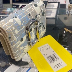 Marc Jacobs Wallet 100% Authentic